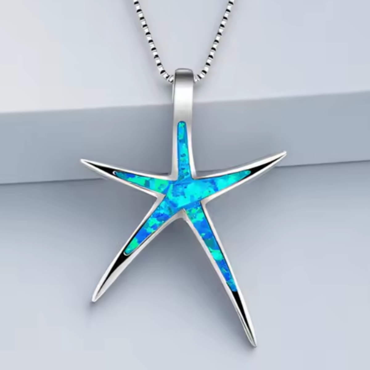 OCEAN BREEZE STARFISH NECKLACE