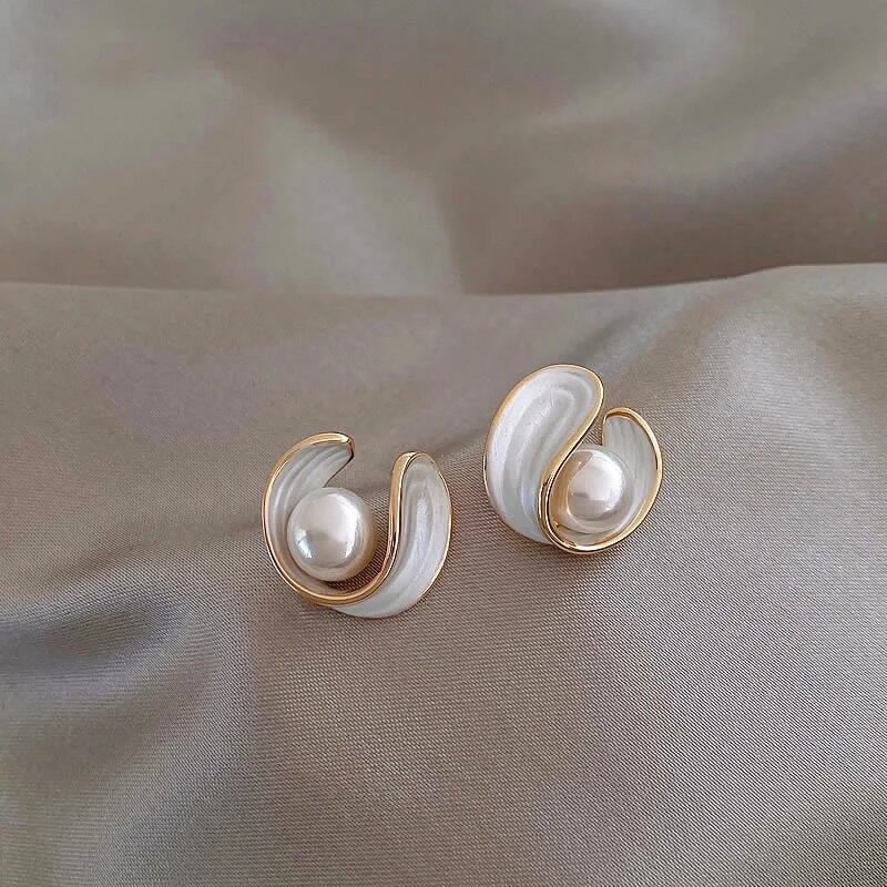 GOLDEN GLOW OPAL AND PEARL EARRINGS