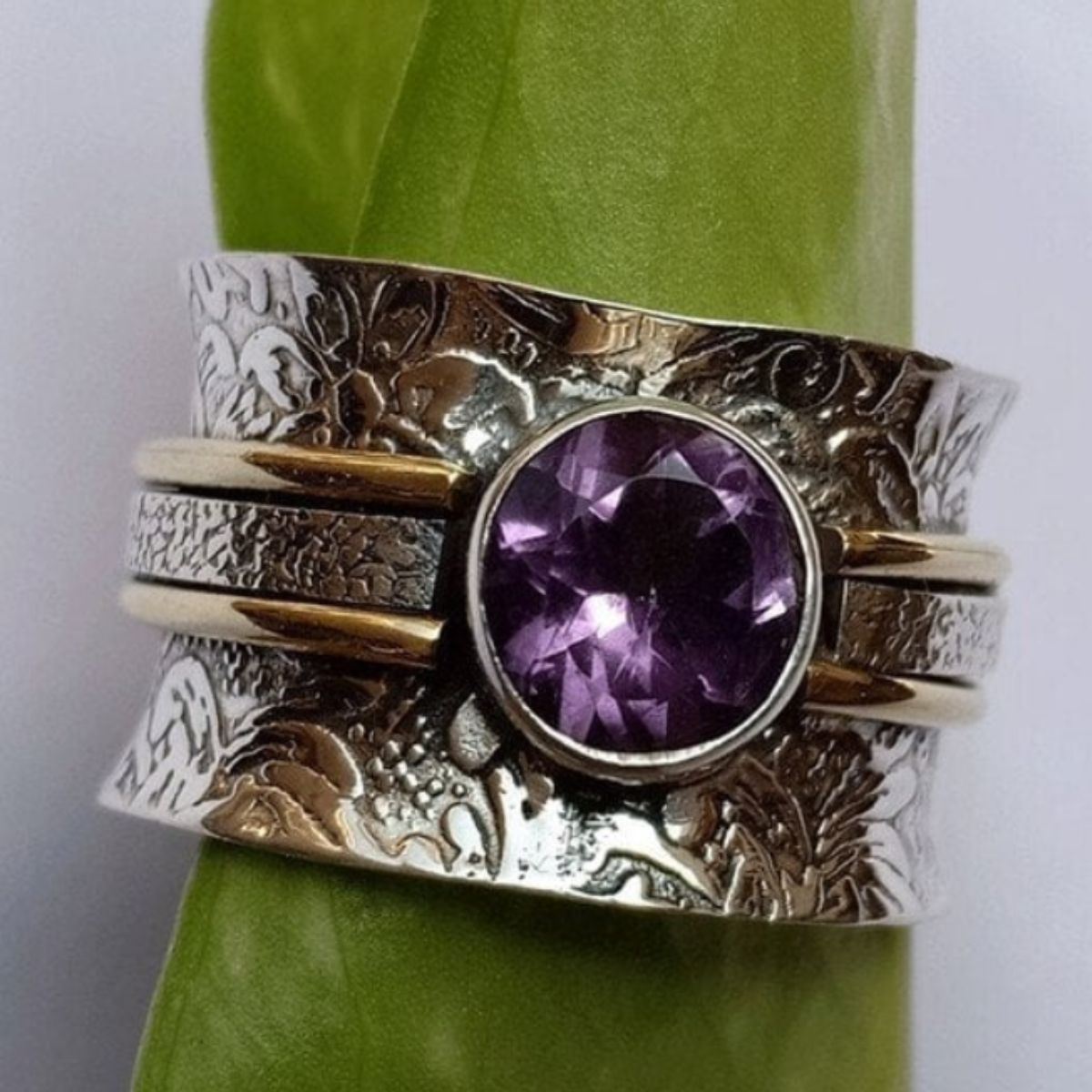 VINTAGE SPIRITUAL GEM RING