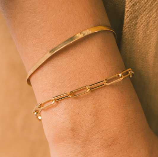 ELEGANT EDGE CHAIN BRACELET
