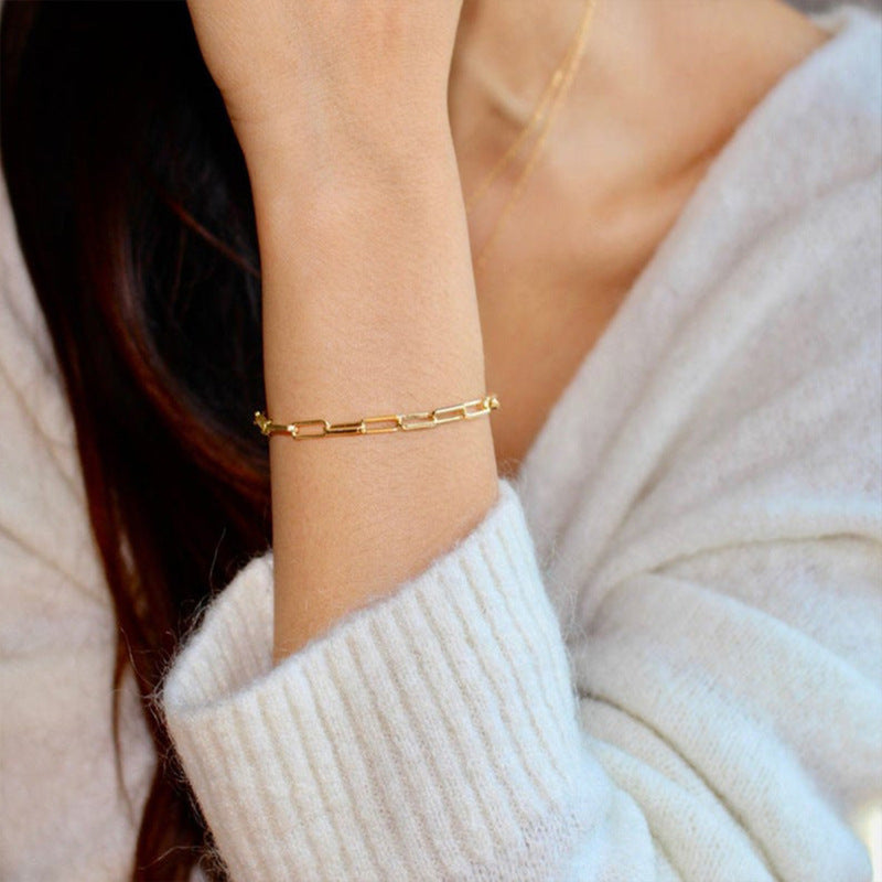 ELEGANT EDGE CHAIN BRACELET