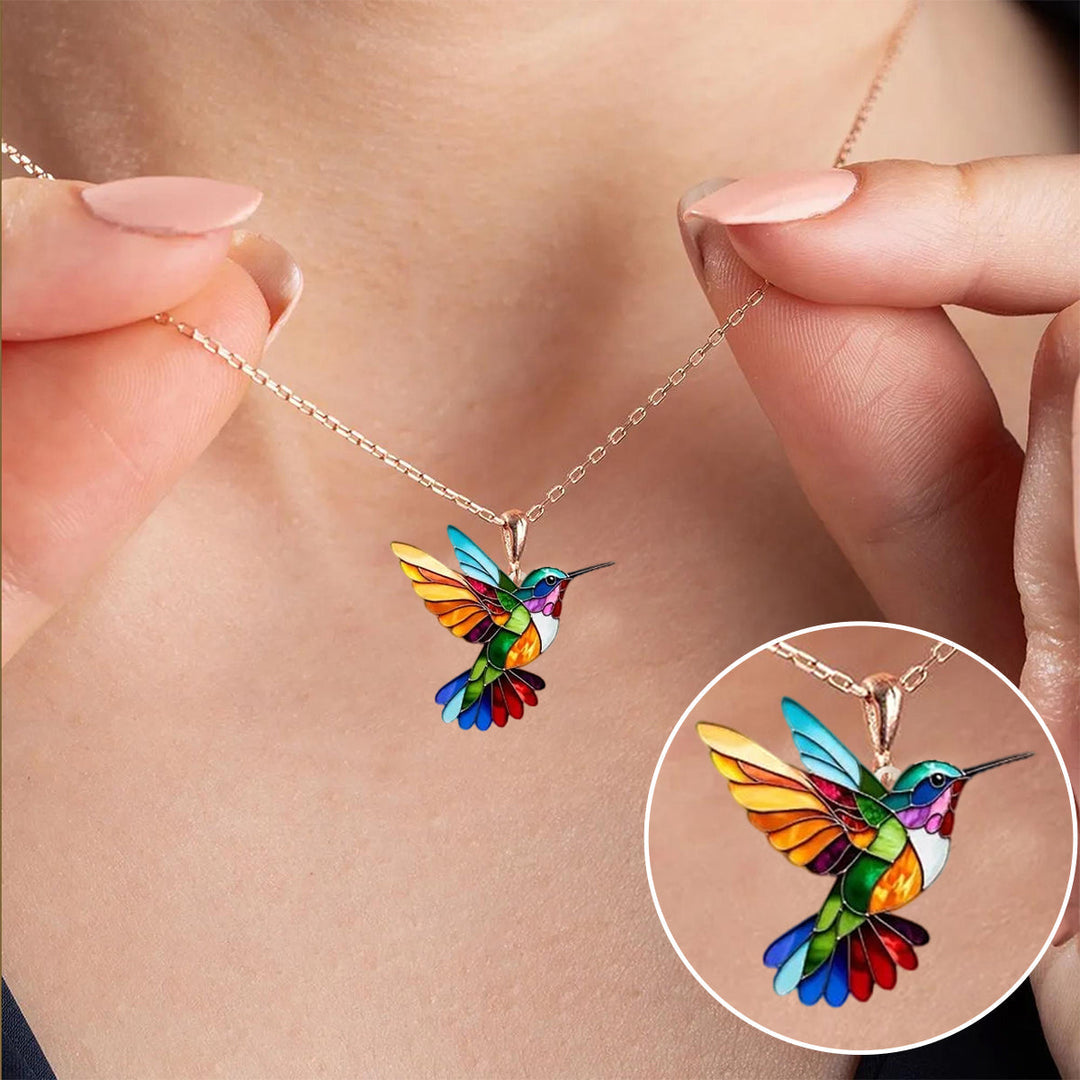 DAINTY HUMMINGBIRD PENDANT NECKLACE