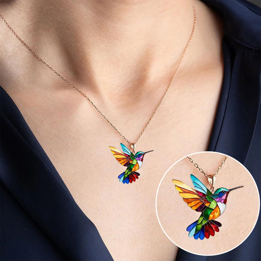 DAINTY HUMMINGBIRD PENDANT NECKLACE