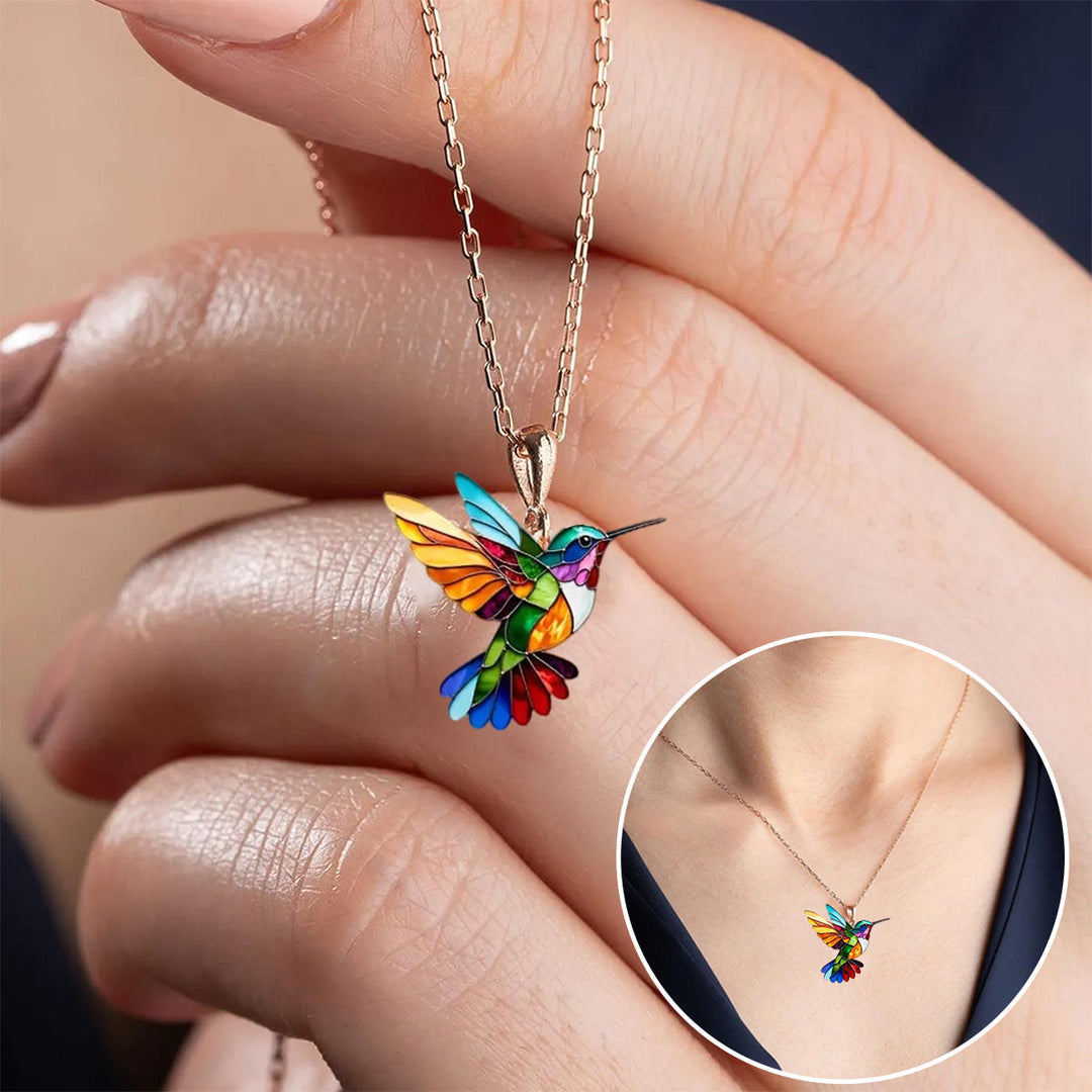 DAINTY HUMMINGBIRD PENDANT NECKLACE