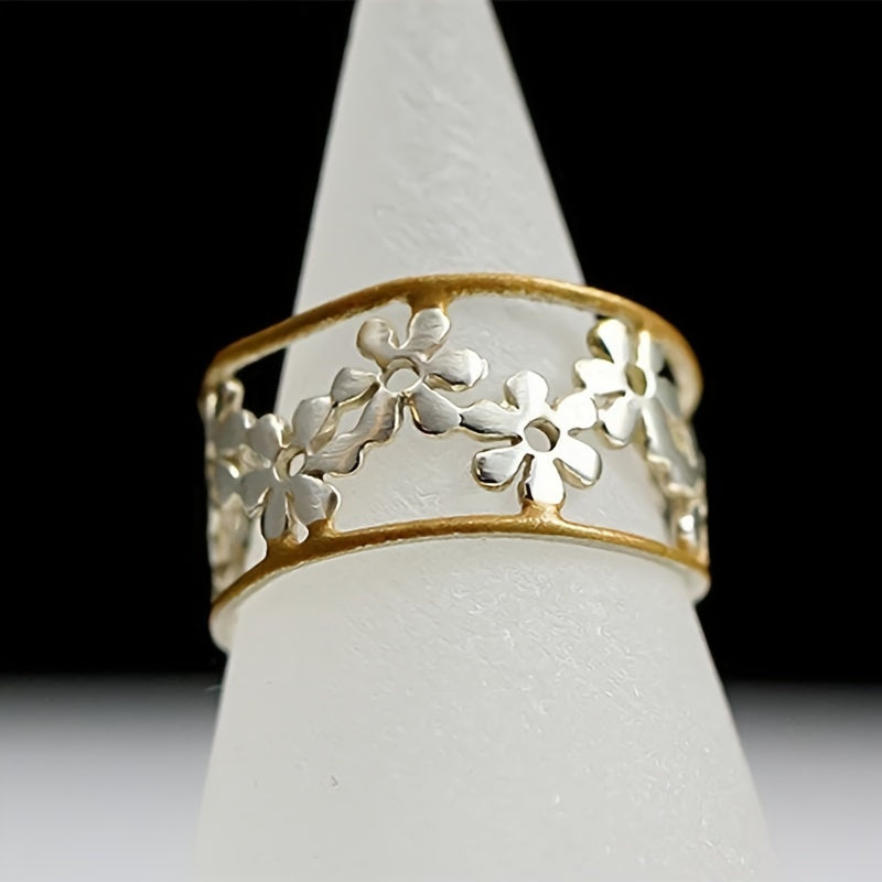 CELESTIAL DAISY FLORAL RING