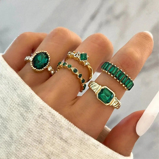 EMERALD BLOOM RING SET
