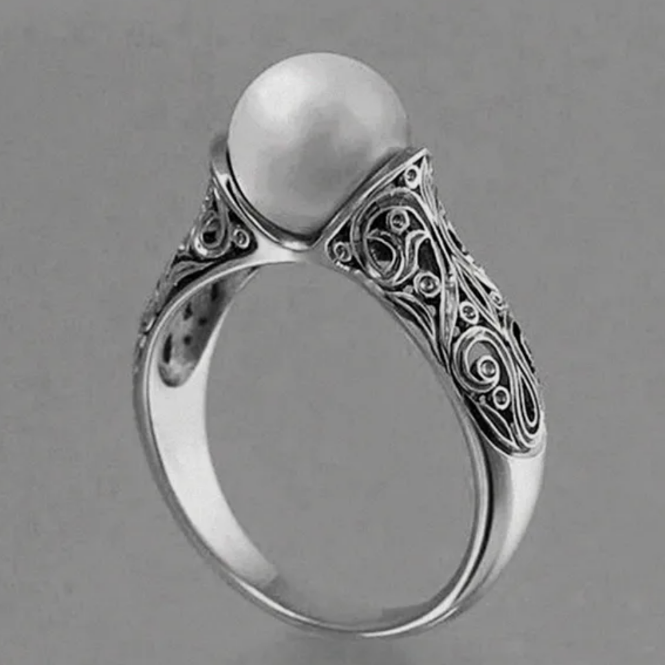 RADIANT SILVER PEARL RING