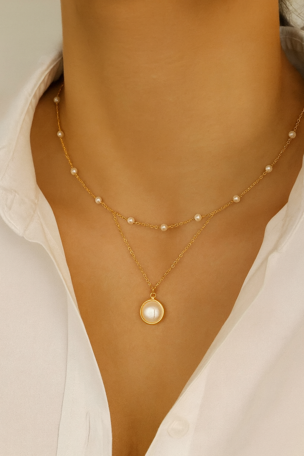 AURA PEARL PENDANT NECKLACE