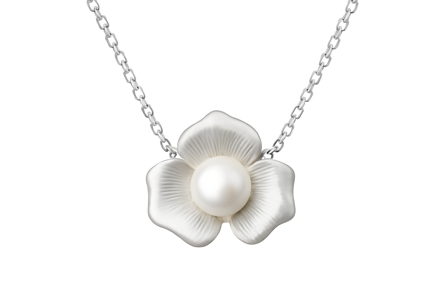 PETAL GRACE PEARL NECKLACE