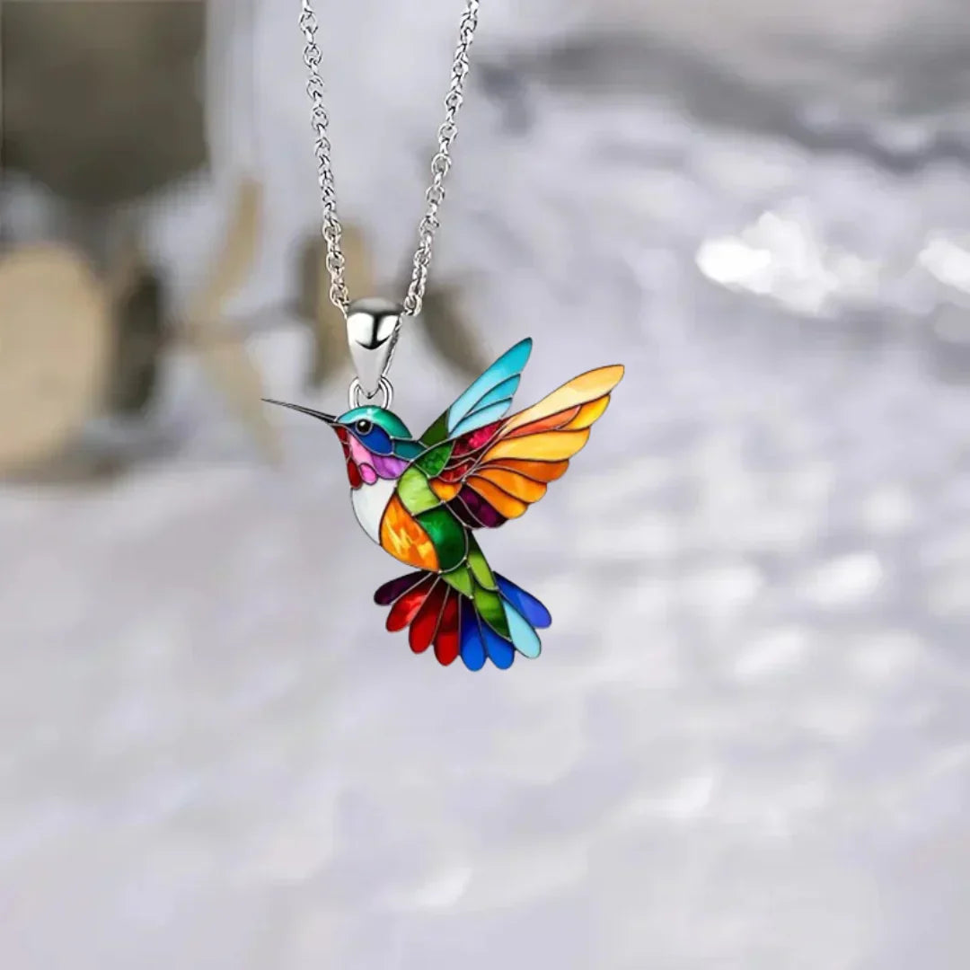 DAINTY HUMMINGBIRD PENDANT NECKLACE