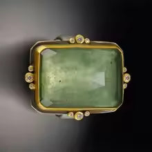 ROYAL JADE GLASS RING