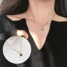 HEIRLOOM EMERALD GOLD NECKLACE