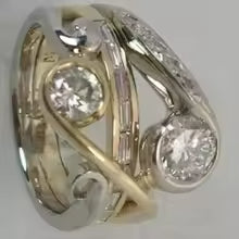 LUXURY ZIRCONIA RING WITH MIXED METALS