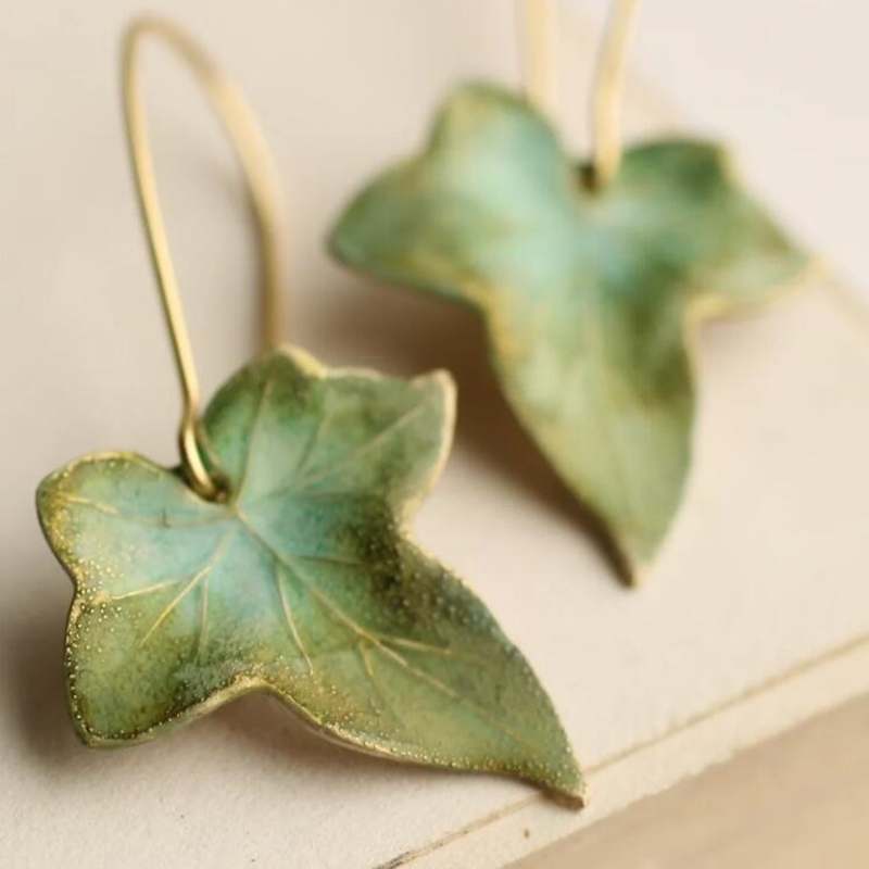 VINTAGE CRYSTAL LEAF EARRINGS