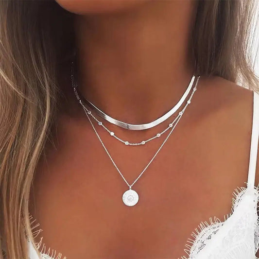RADIANT LAYERS SILVER NECKLACE