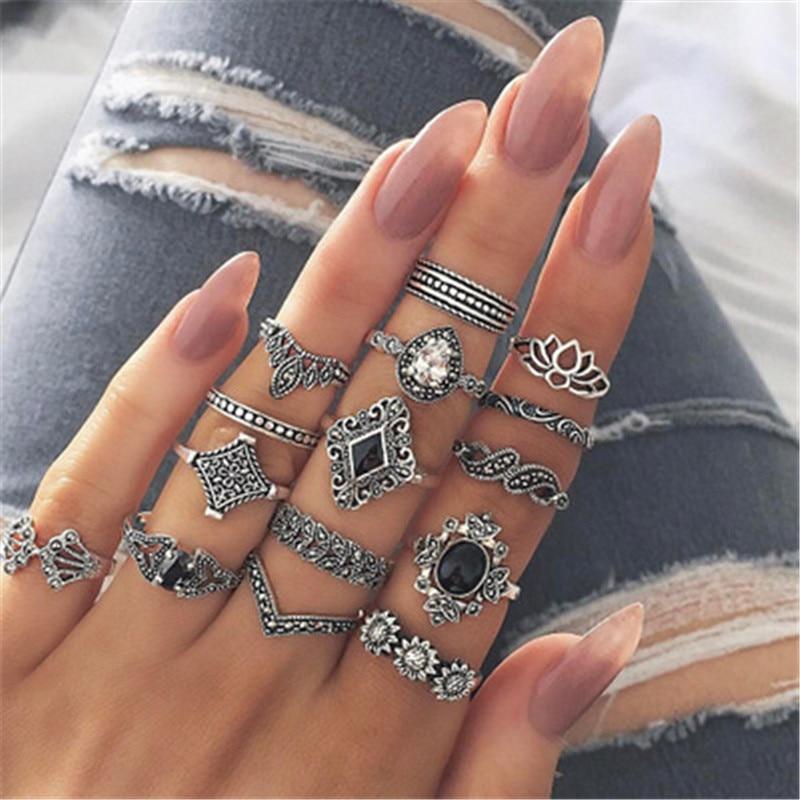 SIGNATURE MIX: 8–12 STACKABLE RINGS COLLECTION
