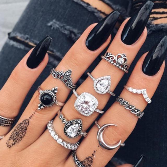 SIGNATURE MIX: 8–12 STACKABLE RINGS COLLECTION