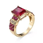 VINTAGE RED JEWEL RING IN GOLD